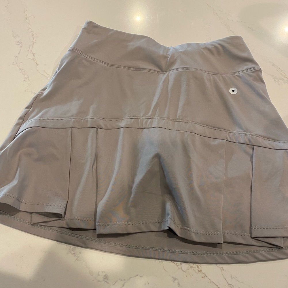 Light gray golf skirt